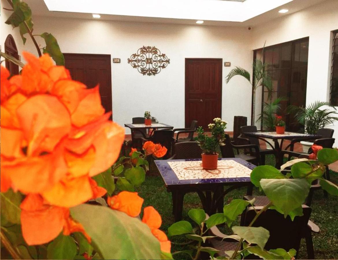 Hostal Las Puertas Santa Ana Eksteriør billede