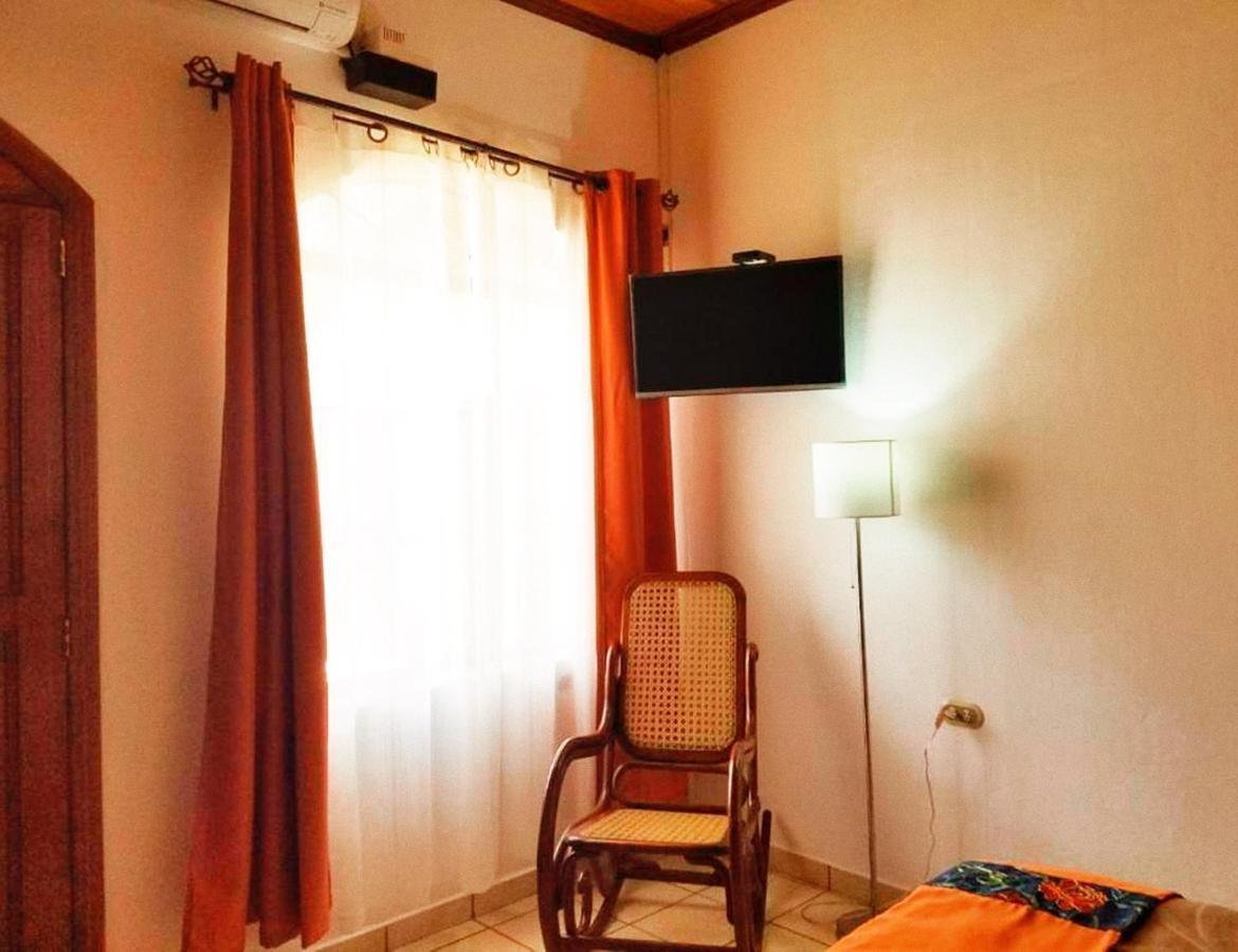 Hostal Las Puertas Santa Ana Eksteriør billede